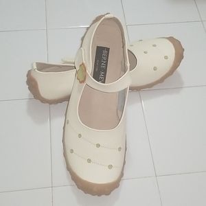 Bernie Mev New York Mary Janes 39